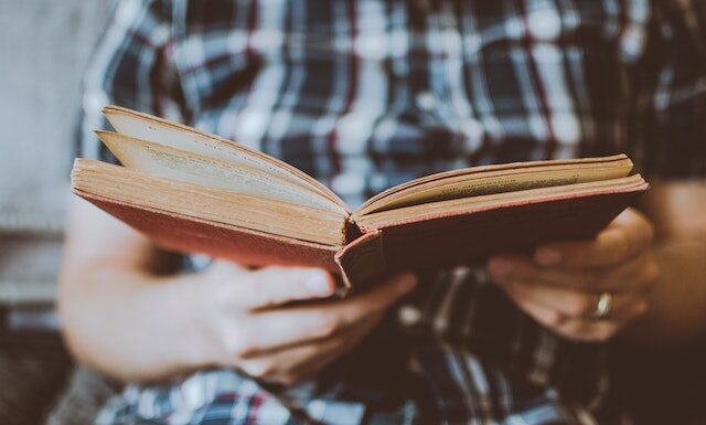 Najlepsze fantasy z elementami mitologii, które zachwycą miłośników kultury i historii