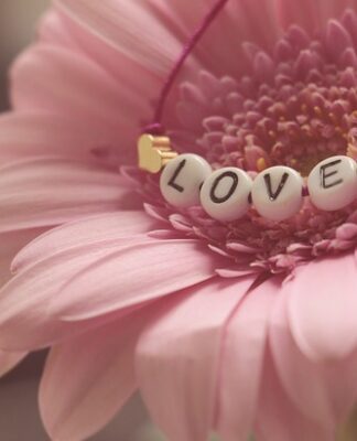 Jakie sznurki do robienia bransoletek?